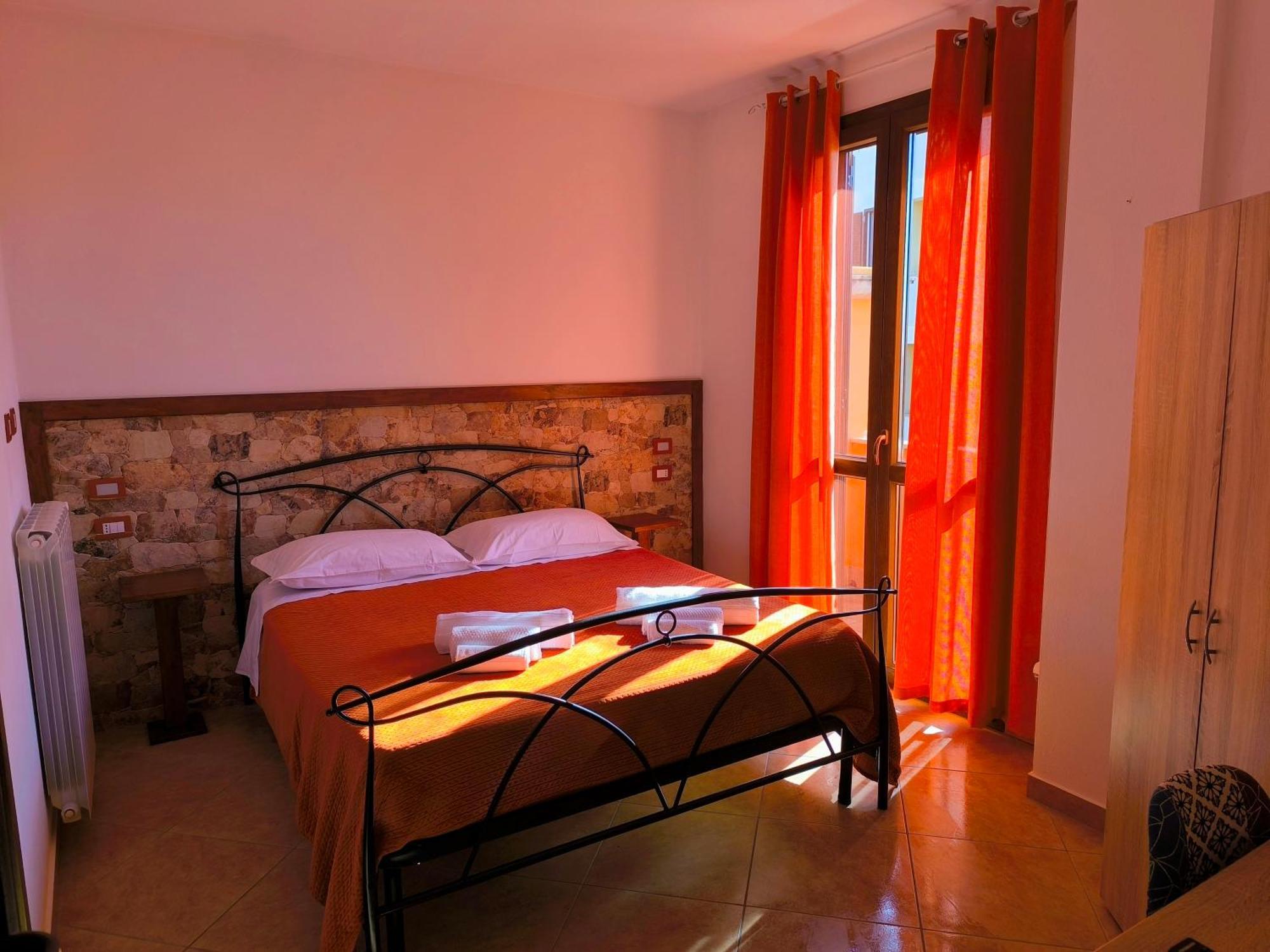 B&B Mamuthones Porto Torres Ngoại thất bức ảnh