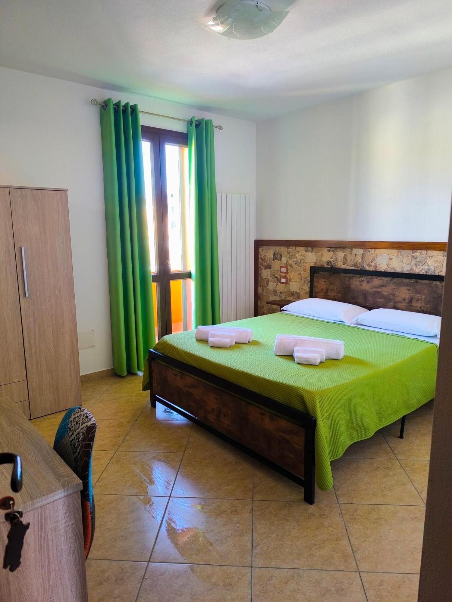 B&B Mamuthones Porto Torres Ngoại thất bức ảnh